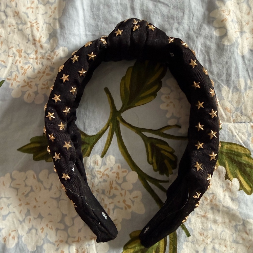Lele Sadoughi Jet-Star Black Headband with Gold Stars